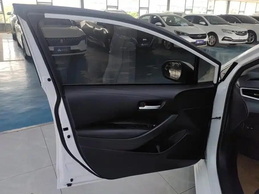 2021 Toyota Corolla TNGA 1.5L CVT Elite Edition — миниатюра 7