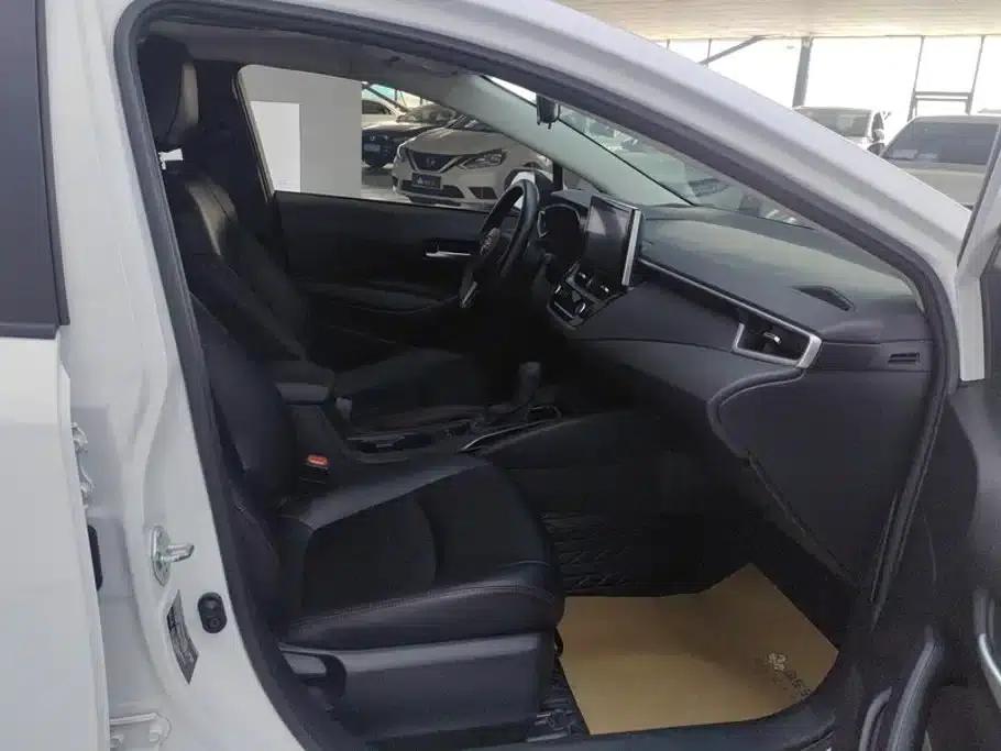 2021 Toyota Corolla TNGA 1.5L CVT Elite Edition — миниатюра 8