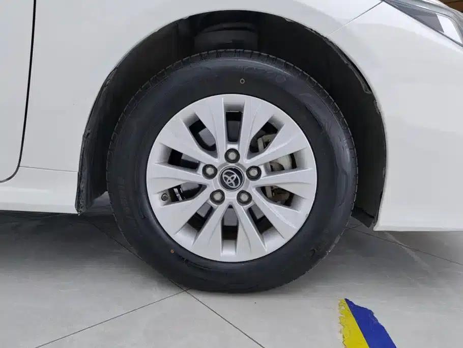 2019 Toyota Corolla 1.2T S-CVT GL-i Elite Edition — миниатюра 6