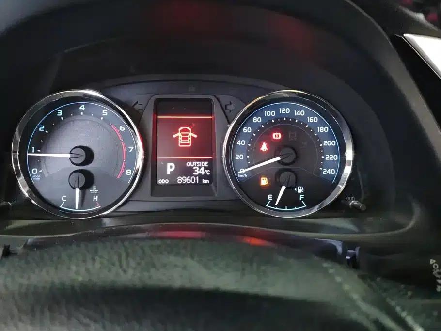 2017 Corolla Facelift 1.2T S-CVT GL-i Leather Edition — миниатюра 14