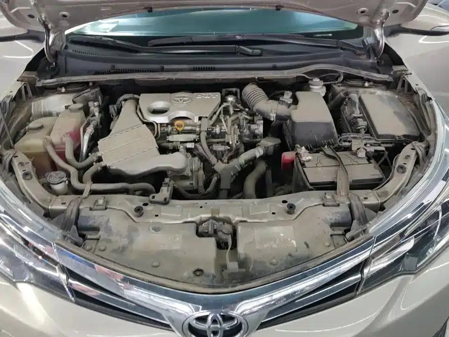 2017 Corolla Facelift 1.2T S-CVT GL-i Leather Edition — миниатюра 10