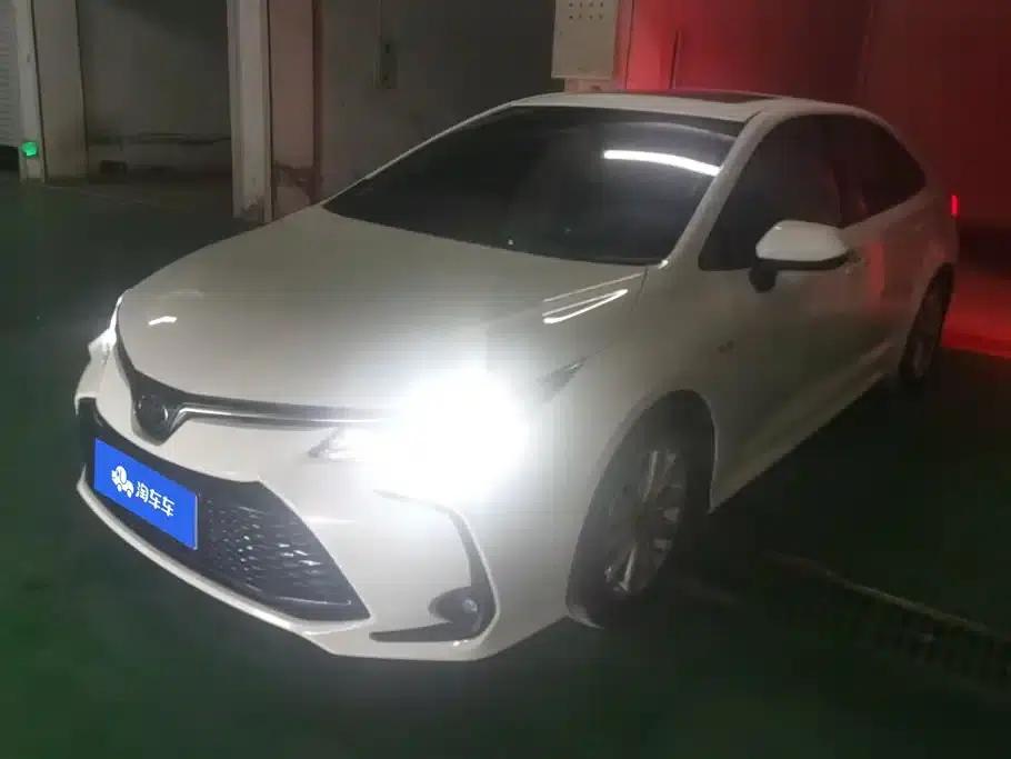 2024 Toyota Corolla 1.8L Intelligent Hybrid Elite Edition — миниатюра 1