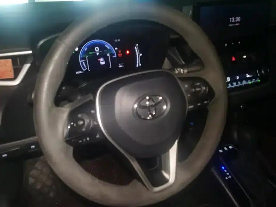 2024 Toyota Corolla 1.8L Intelligent Hybrid Elite Edition — миниатюра 15