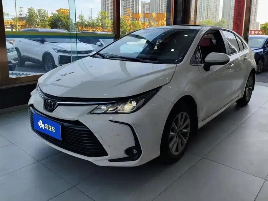 2023 Toyota Corolla 1.2T Elite Edition — миниатюра 1