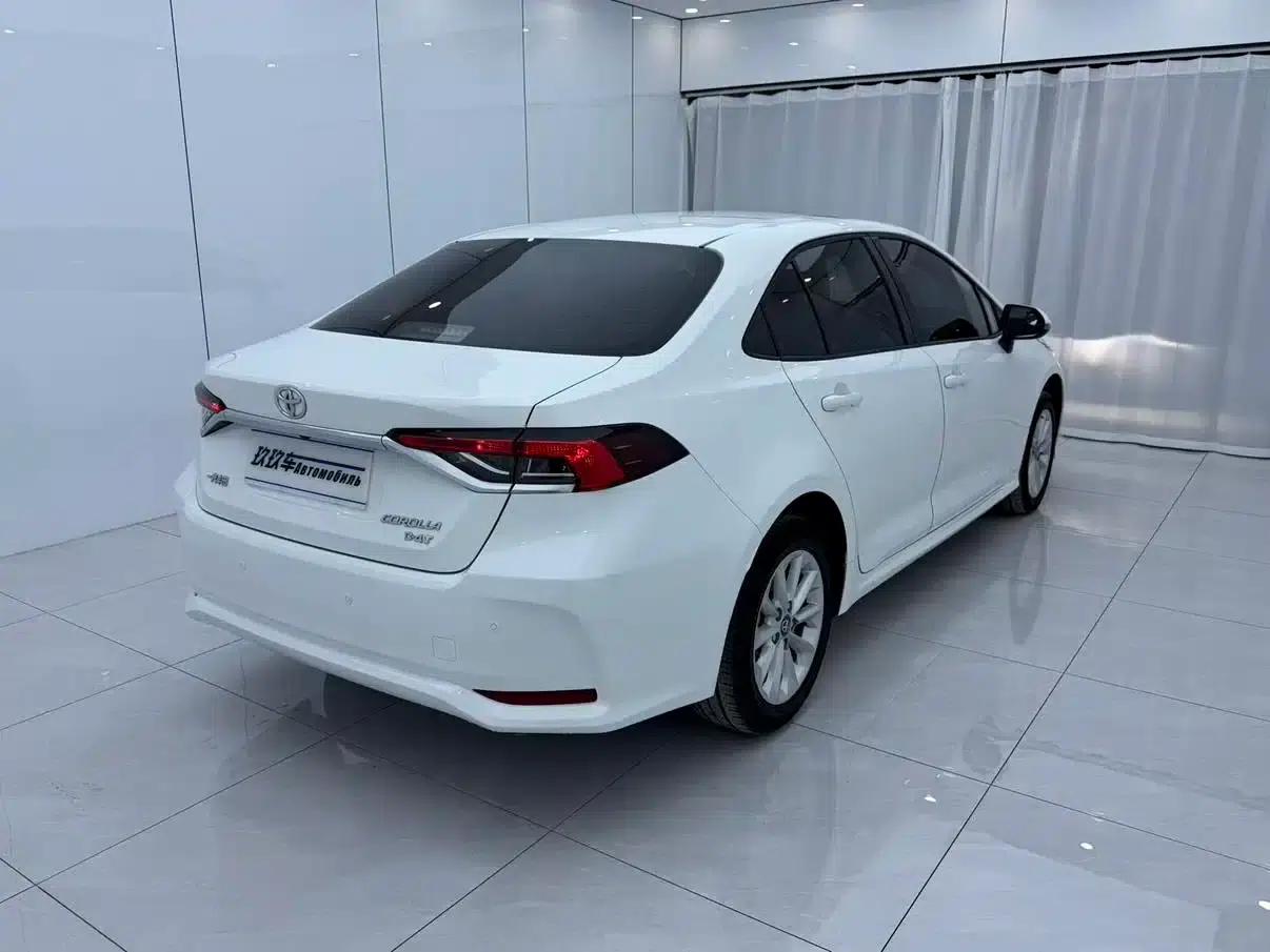 2021 Toyota Corolla 1.2T S-CVT Elite PLUS Edition — миниатюра 6