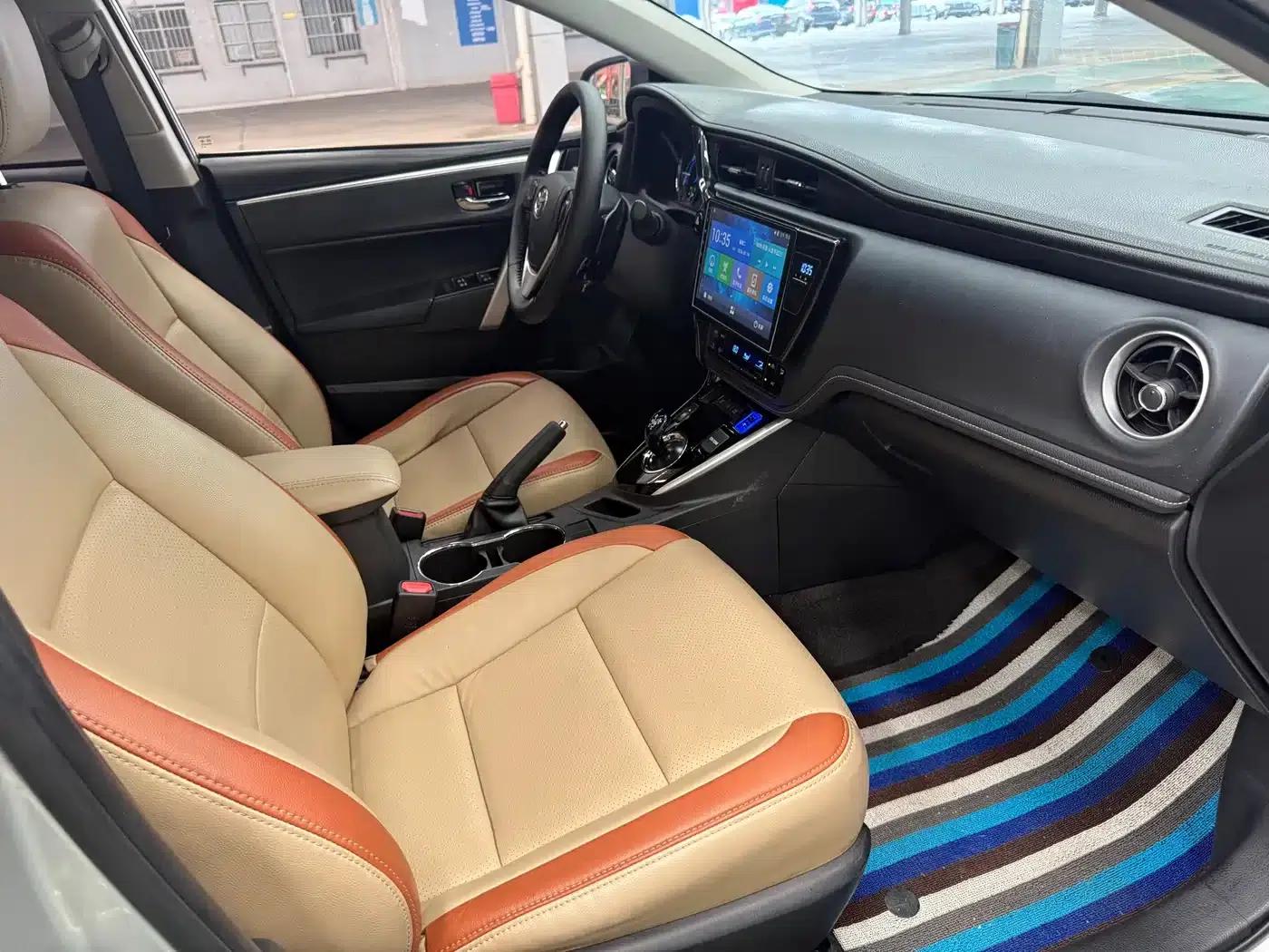 2017 Toyota Corolla Hybrid 1.8L E-CVT Leading Edition (Facelift) — миниатюра 11