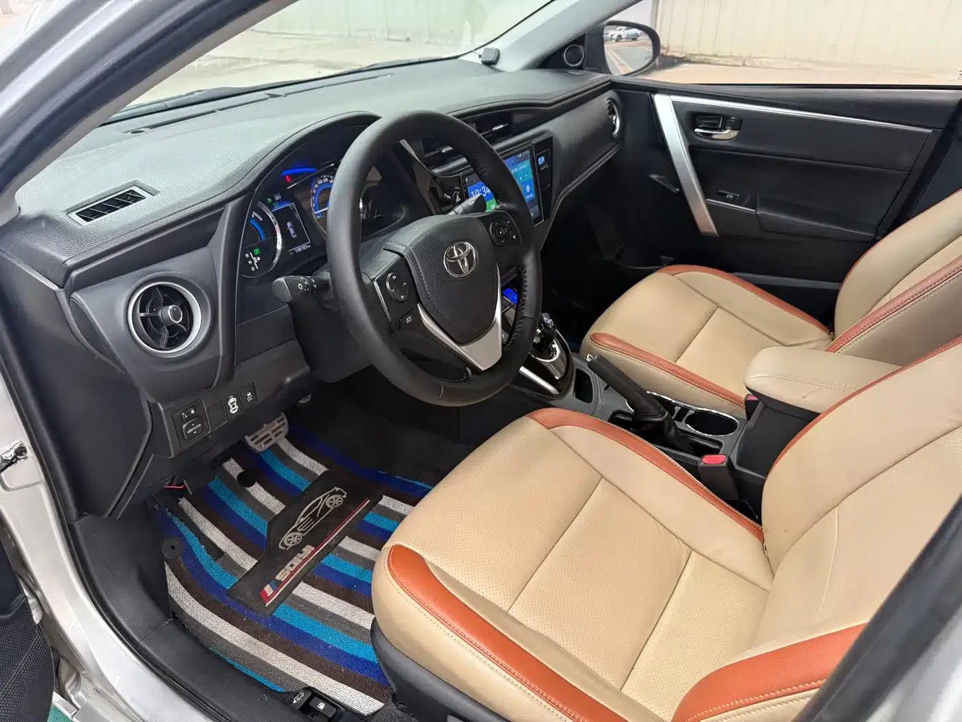 2017 Toyota Corolla Hybrid 1.8L E-CVT Leading Edition (Facelift) — миниатюра 7