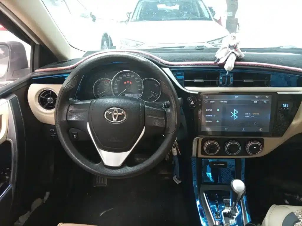 2017 Corolla Facelift 1.2T S-CVT GL — миниатюра 11