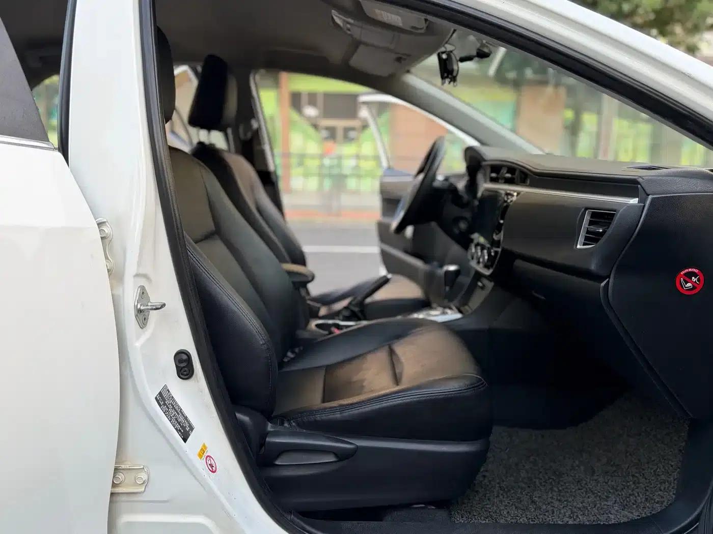 2017 Corolla Facelift 1.6L S-CVT GL — миниатюра 7