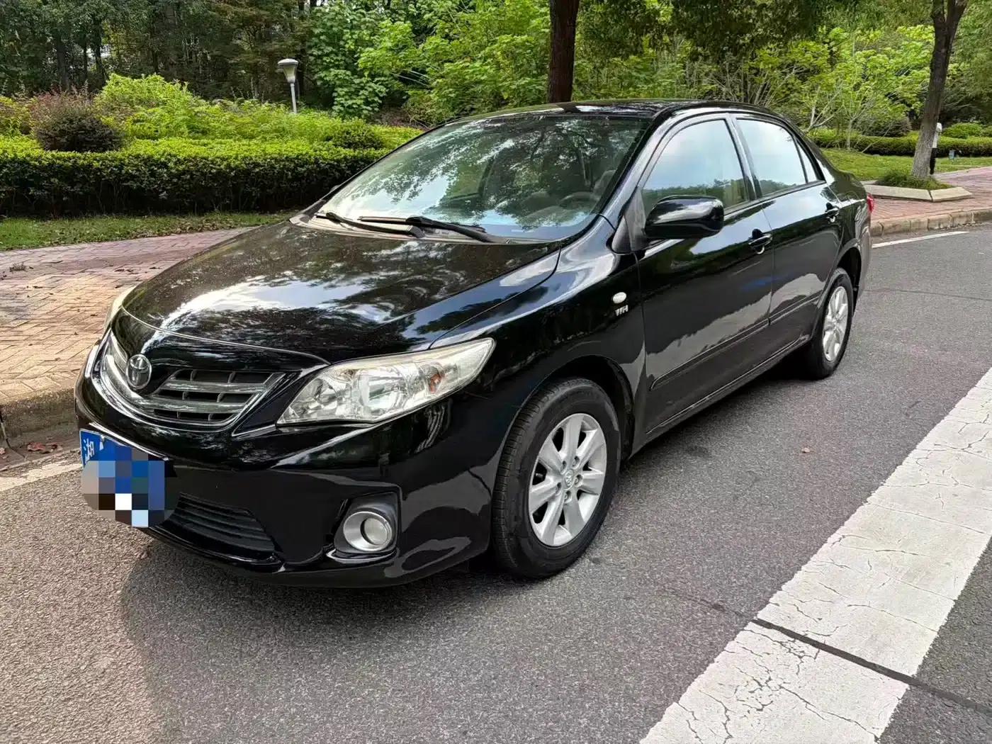 2012 Toyota Corolla Premium Edition 1.6L Automatic GL — миниатюра 1