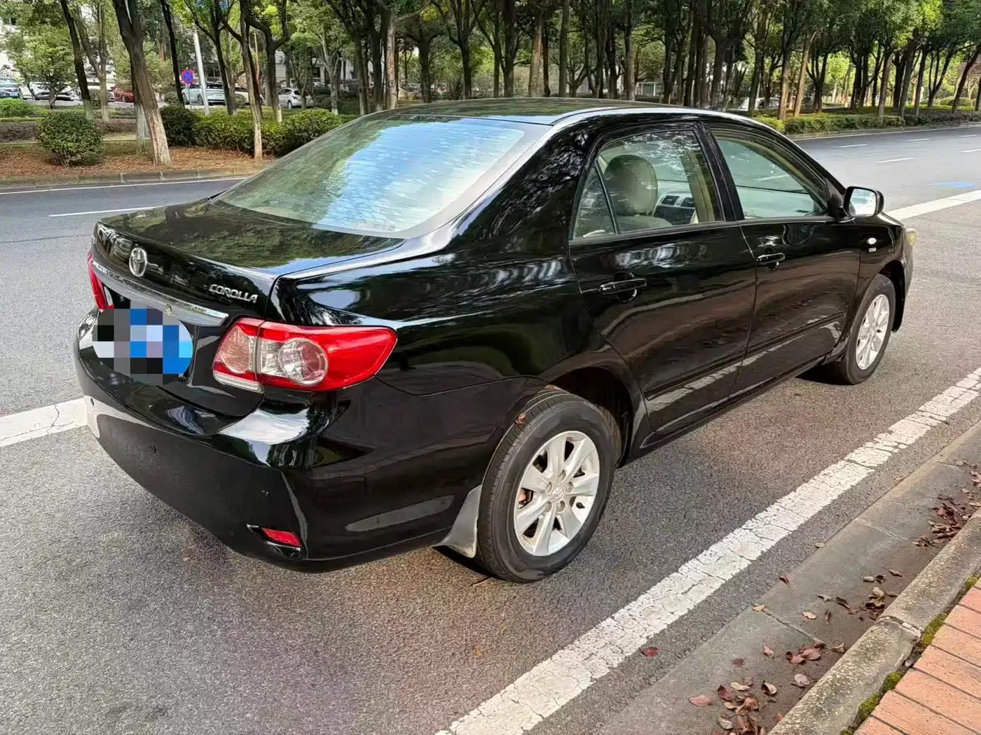 2012 Toyota Corolla Premium Edition 1.6L Automatic GL — миниатюра 4
