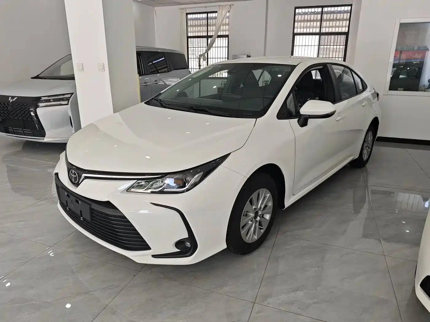 2025 Toyota Corolla 1.2T Pioneer Edition — миниатюра 3