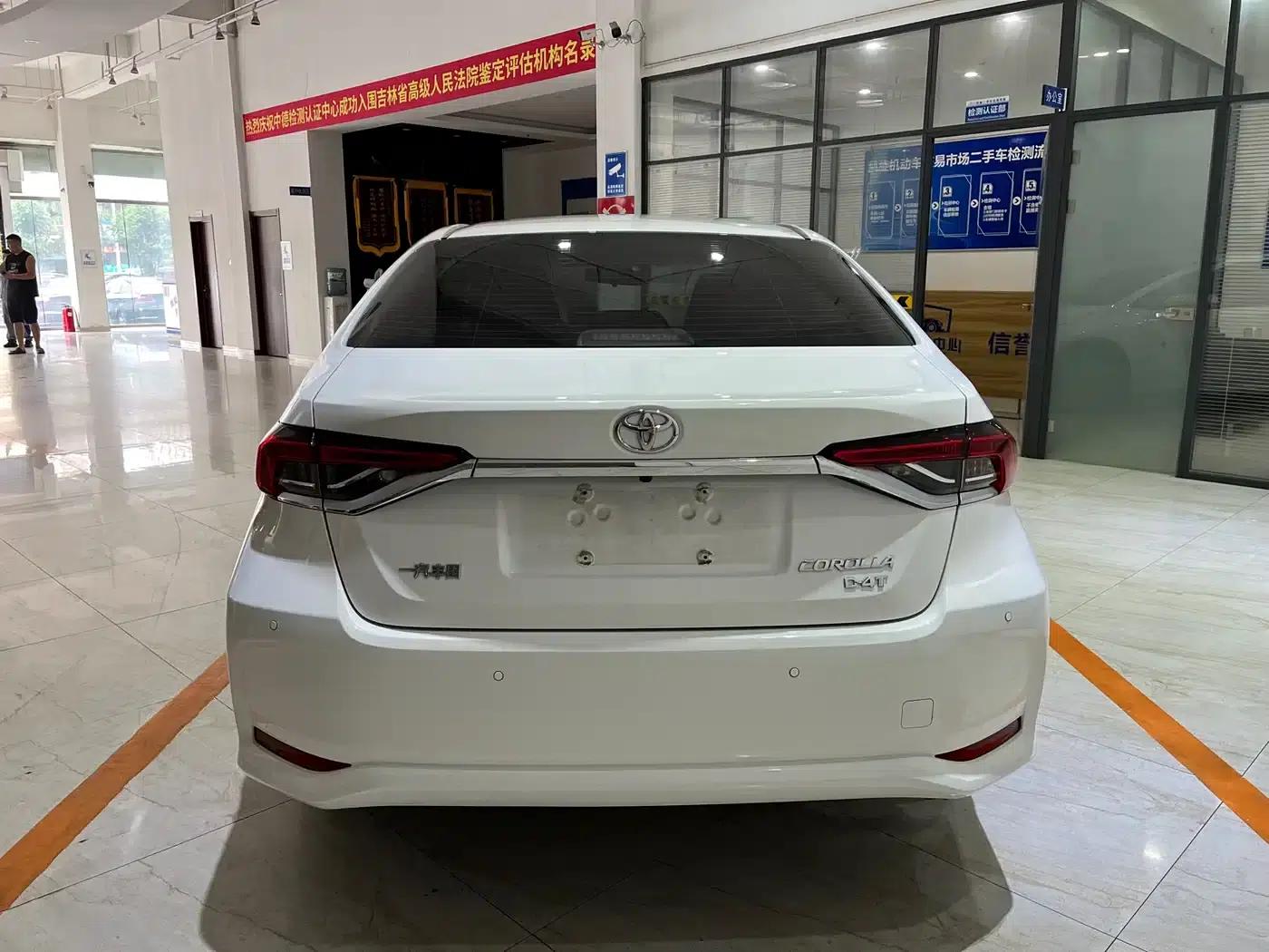 2022 Toyota Corolla 1.2T S-CVT Pioneer PLUS Edition — миниатюра 5