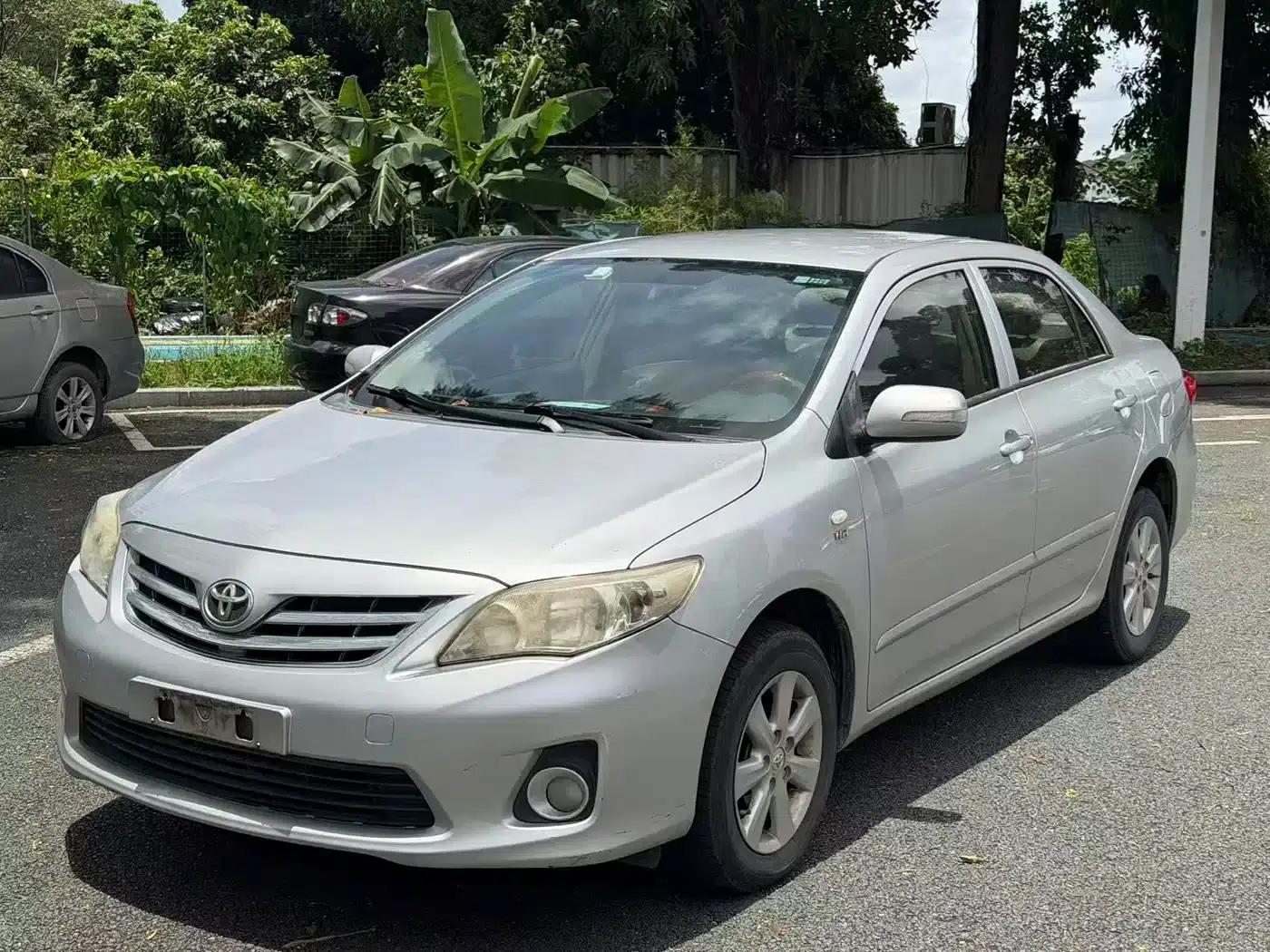 2011 Corolla 1.6L Automatic GL — миниатюра 1