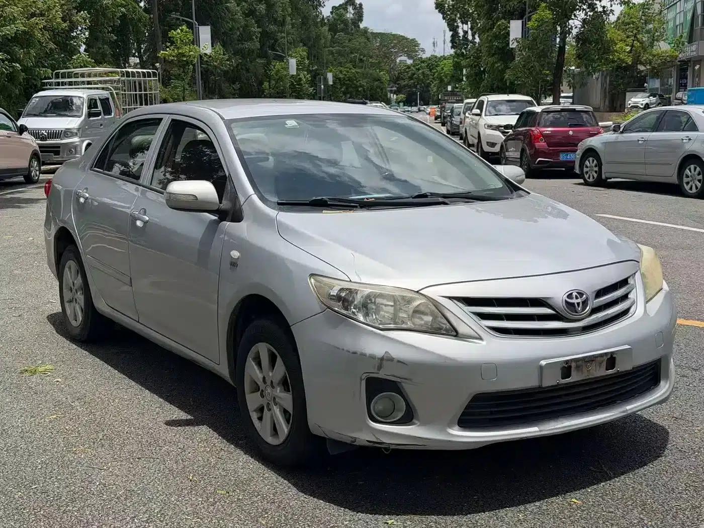 2011 Corolla 1.6L Automatic GL — миниатюра 3