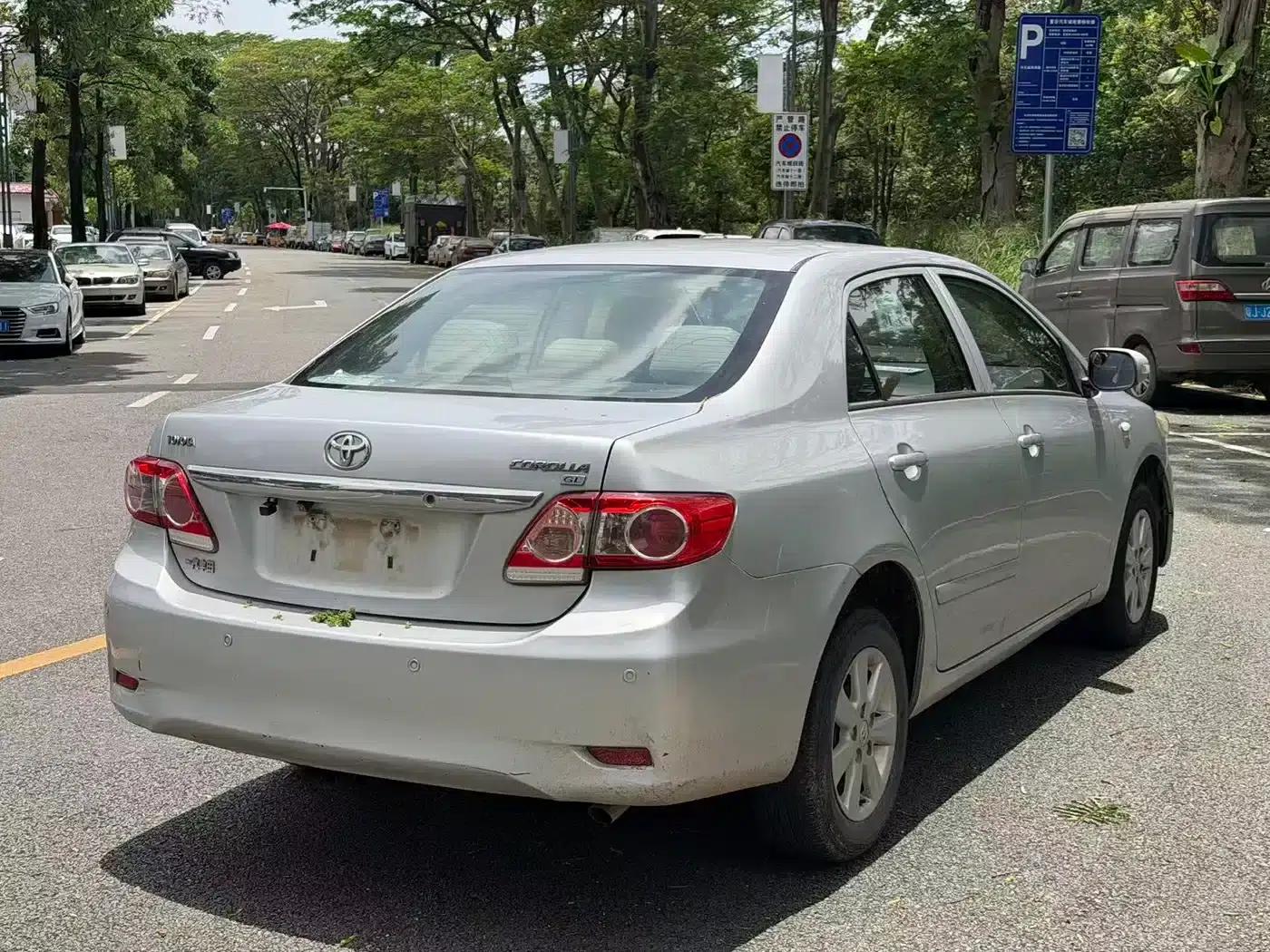 2011 Corolla 1.6L Automatic GL — миниатюра 4
