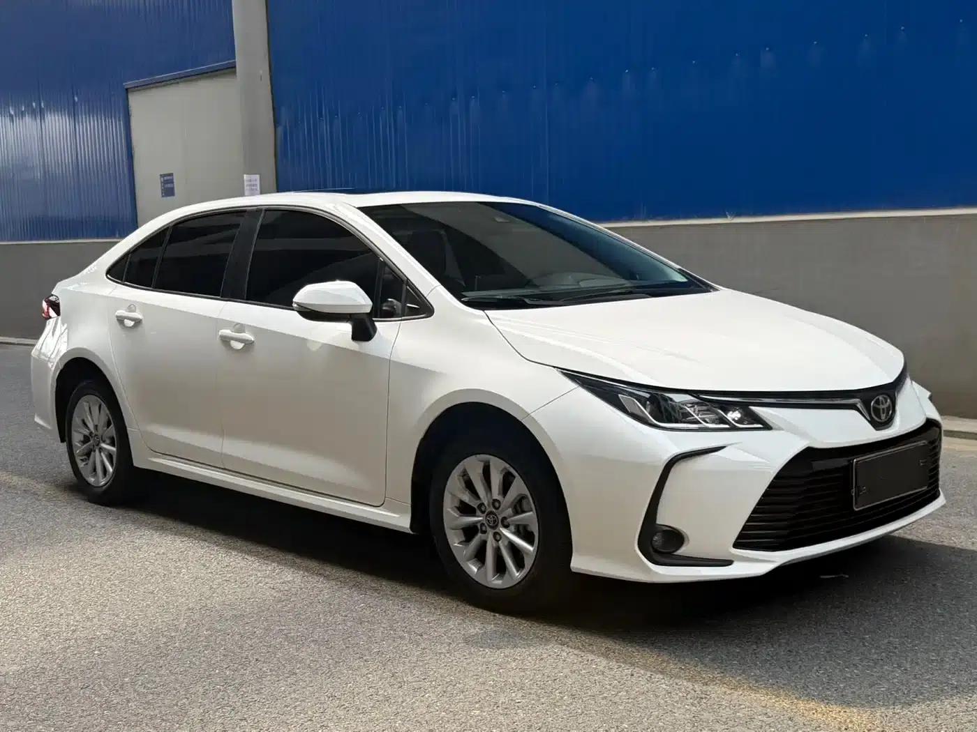 2021 Toyota Corolla 1.2T S-CVT Elite PLUS Edition — миниатюра 3