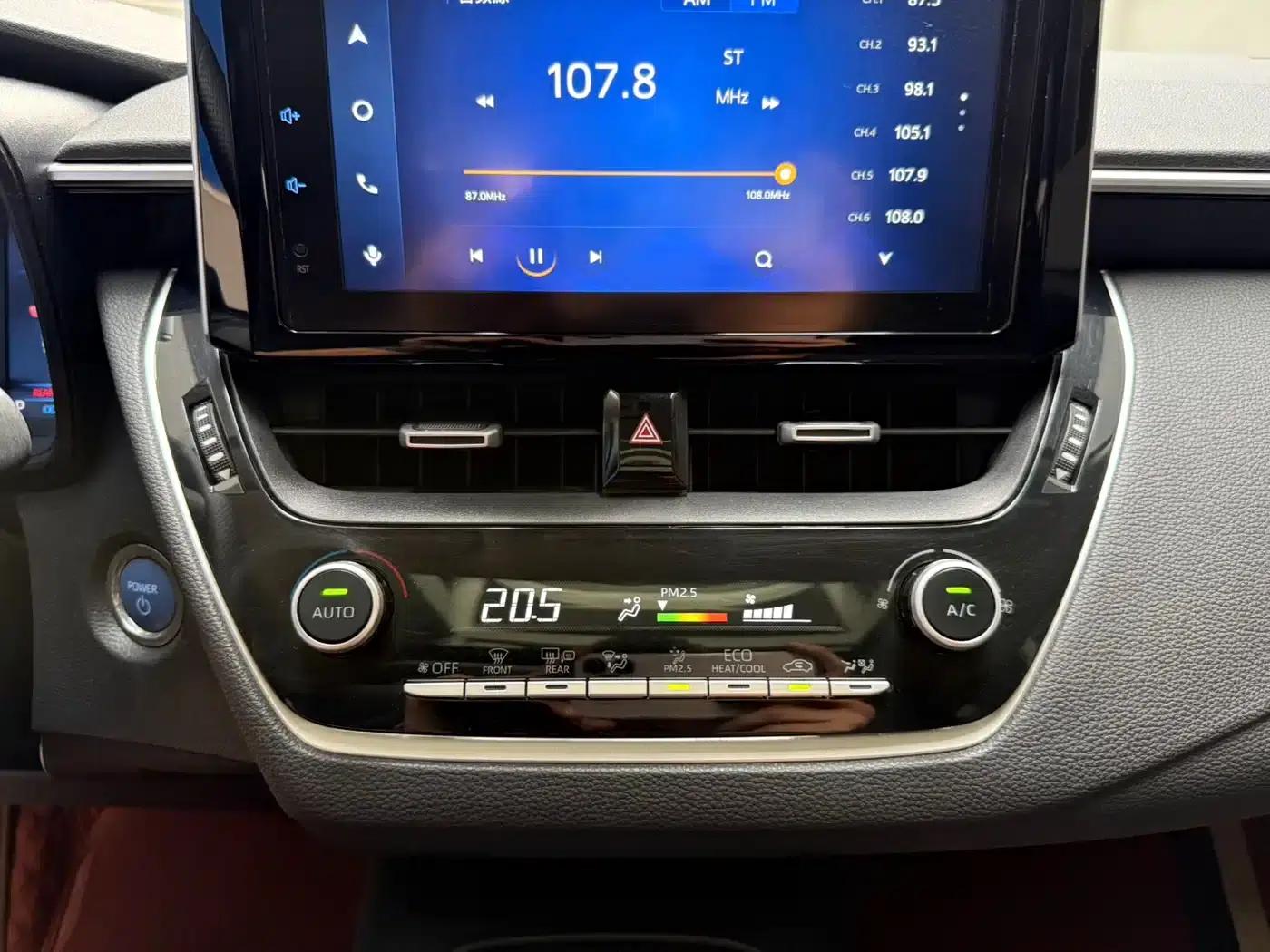 2021 Toyota Corolla Hybrid 1.8L E-CVT Elite Edition — миниатюра 14