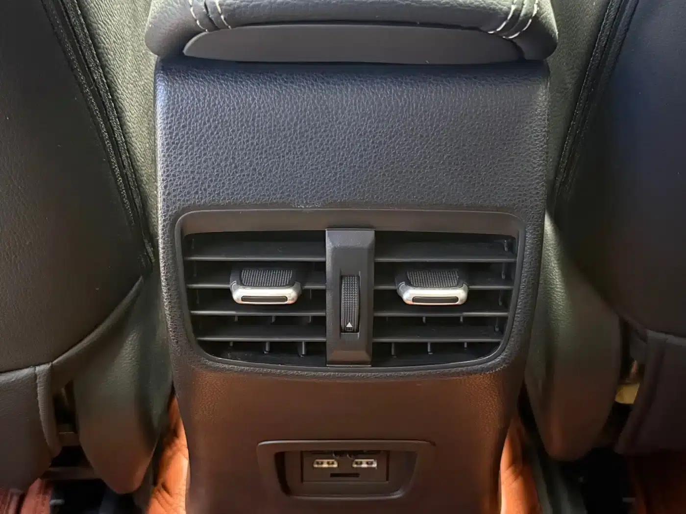 2021 Toyota Corolla Hybrid 1.8L E-CVT Elite Edition — миниатюра 20