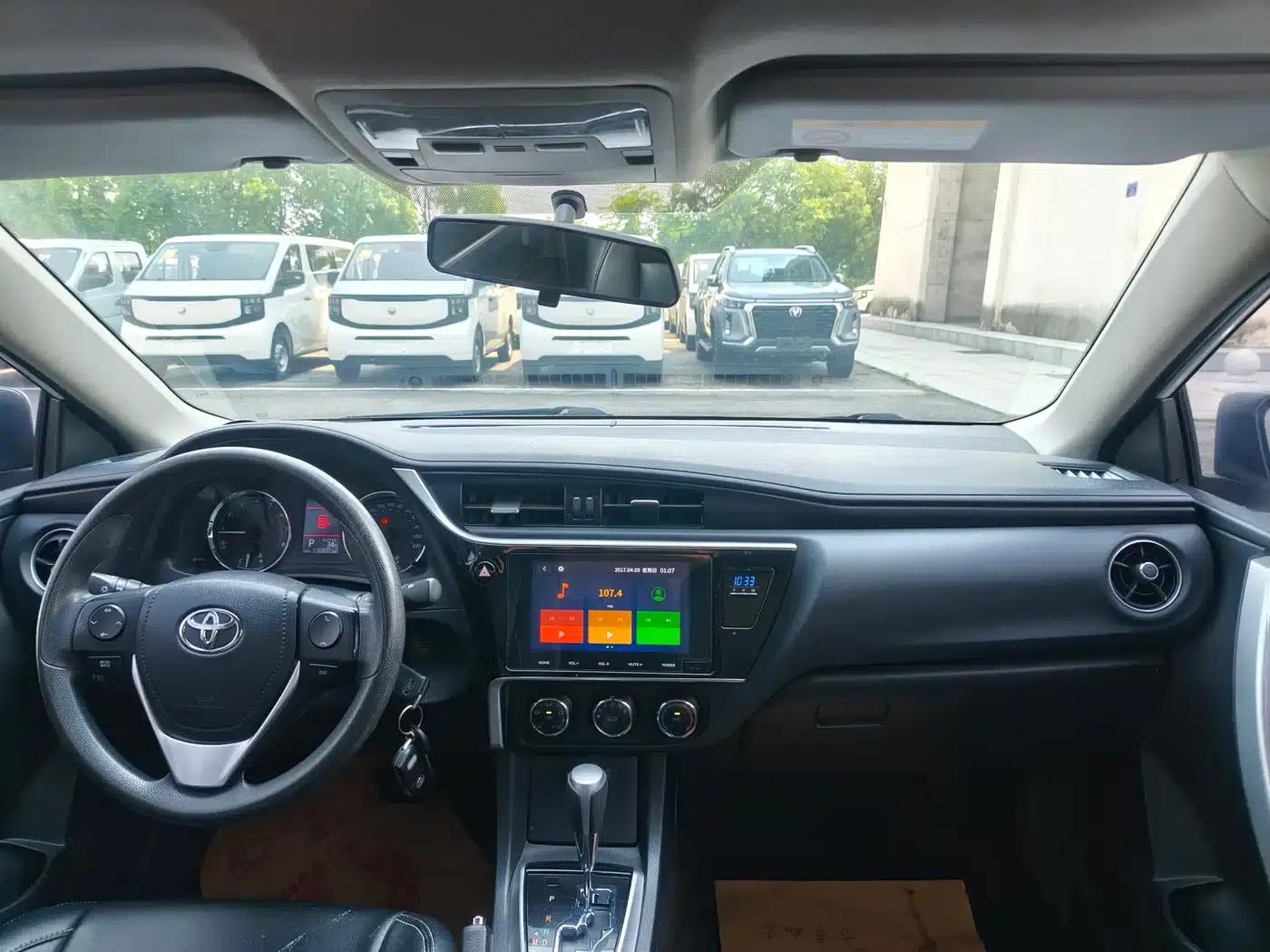 2017 Corolla Facelift 1.2T S-CVT GL-i — миниатюра 8