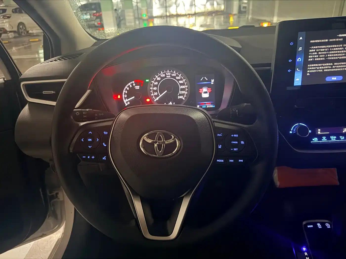2023 Toyota Corolla 1.2T Elite Edition — миниатюра 13