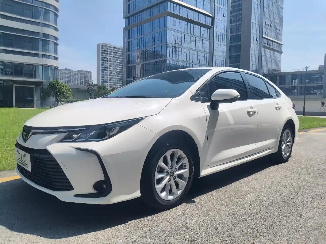 2021 Toyota Corolla 1.2T S-CVT Elite Edition — миниатюра 1
