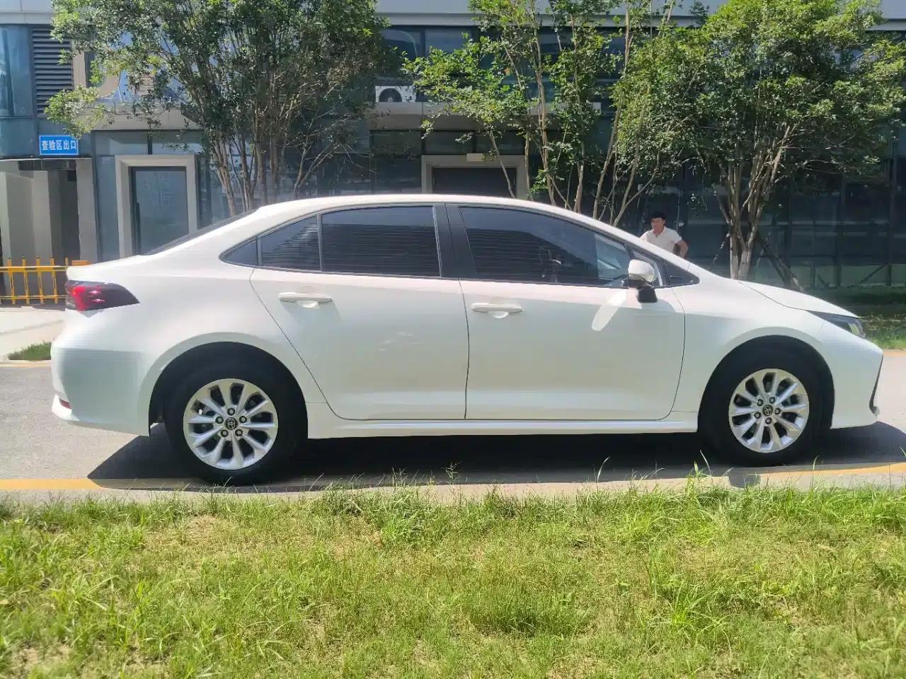 2021 Toyota Corolla 1.2T S-CVT Elite Edition — миниатюра 5