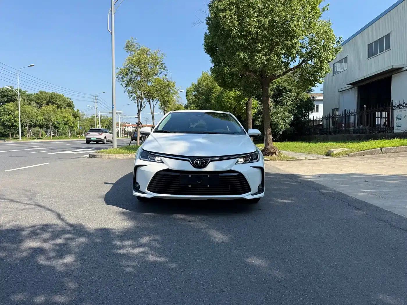 2023 Toyota Corolla 1.2T Elite Edition — миниатюра 2