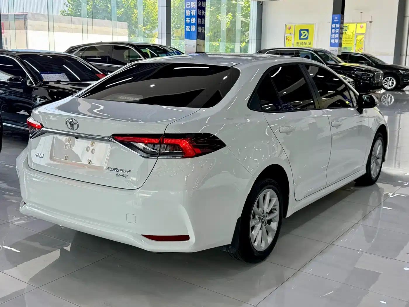 2021 Toyota Corolla 1.2T S-CVT Elite PLUS Edition — миниатюра 11