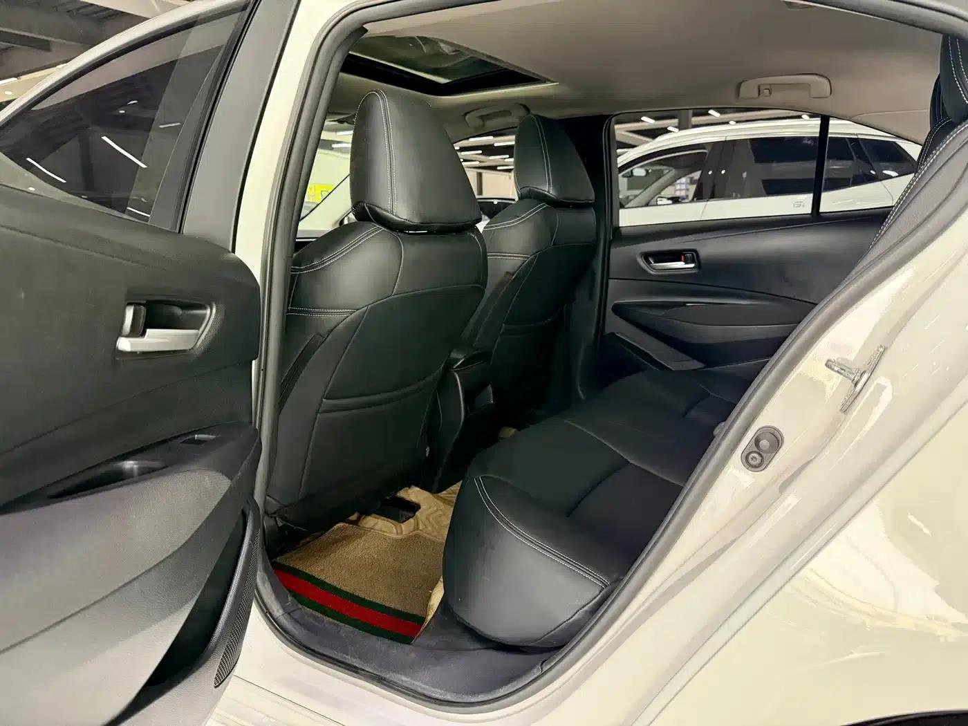 2021 Toyota Corolla 1.2T S-CVT Elite PLUS Edition — миниатюра 5