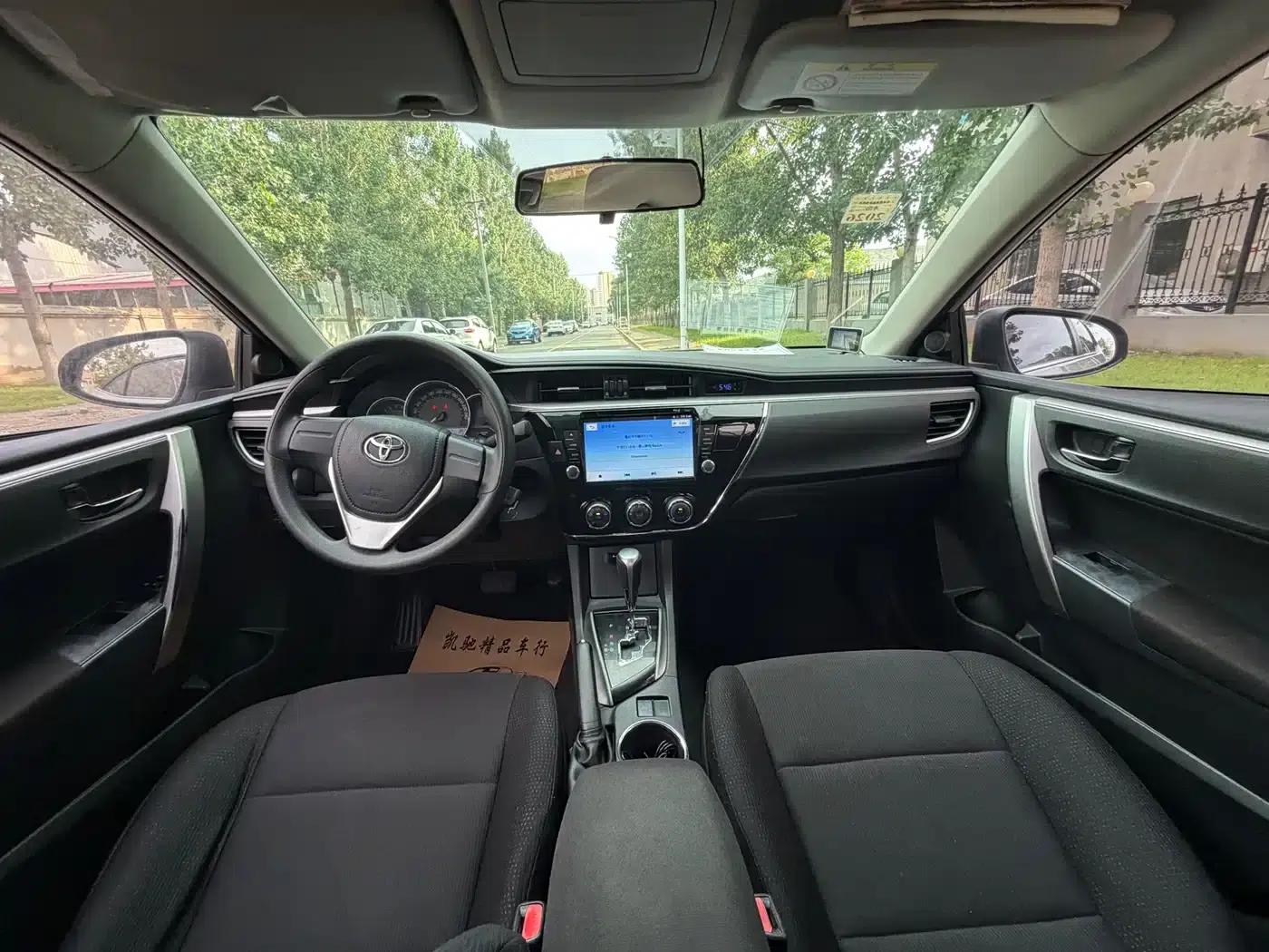 2014 Corolla 1.6L CVT GL — миниатюра 9