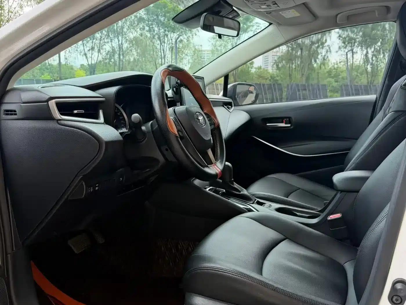 2021 Toyota Corolla Hybrid 1.8L E-CVT Elite Edition — миниатюра 7