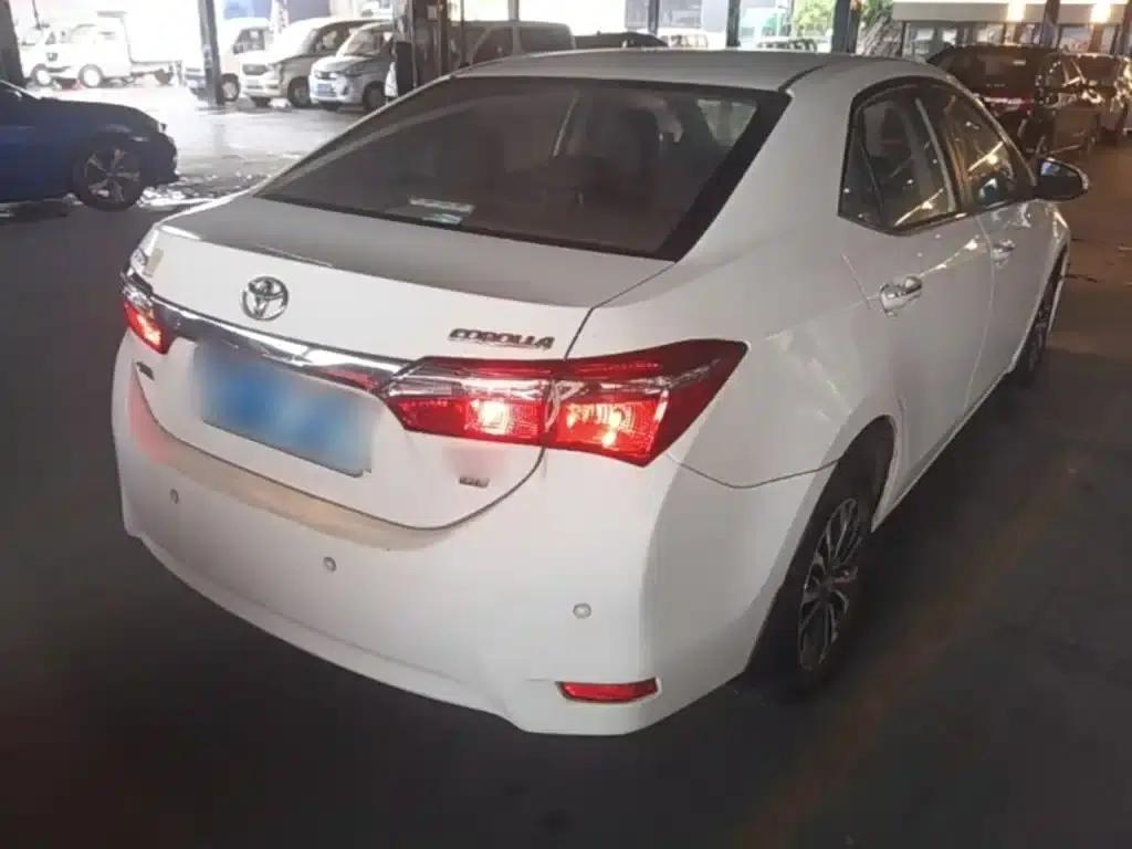 2017 Corolla Facelift 1.2T S-CVT GL — миниатюра 7