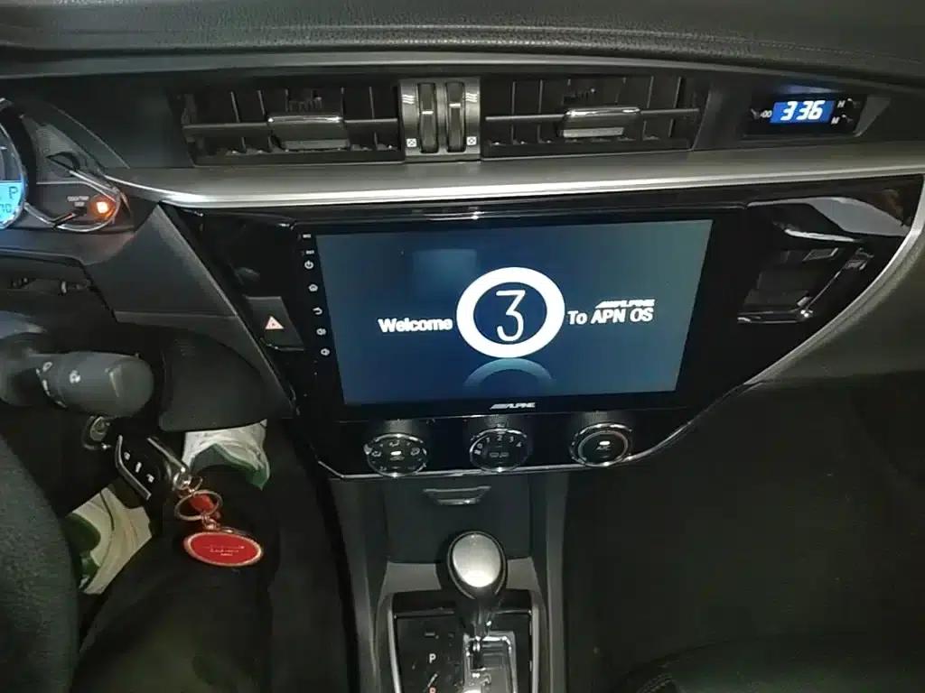 2014 Corolla 1.6L CVT GL — миниатюра 13