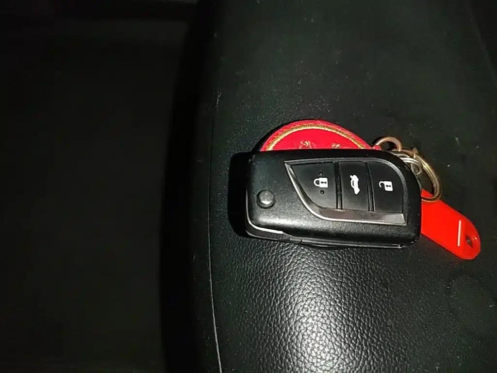2014 Corolla 1.6L CVT GL — миниатюра 9