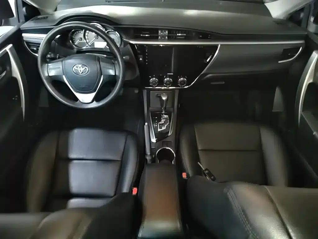 2014 Corolla 1.6L CVT GL — миниатюра 10