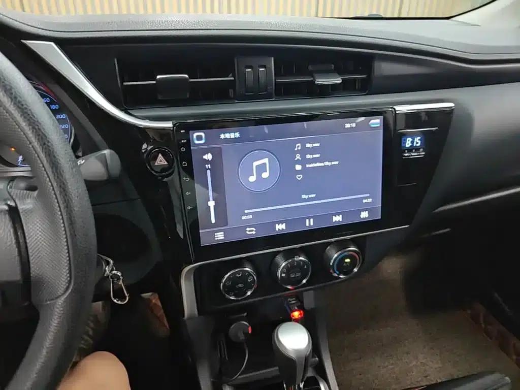 2017 Corolla Facelift 1.2T S-CVT GL-i — миниатюра 13