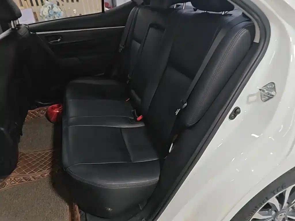 2017 Corolla Facelift 1.2T S-CVT GL-i — миниатюра 17