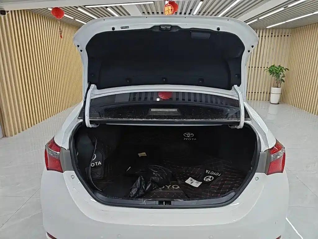 2017 Corolla Facelift 1.2T S-CVT GL-i — миниатюра 19