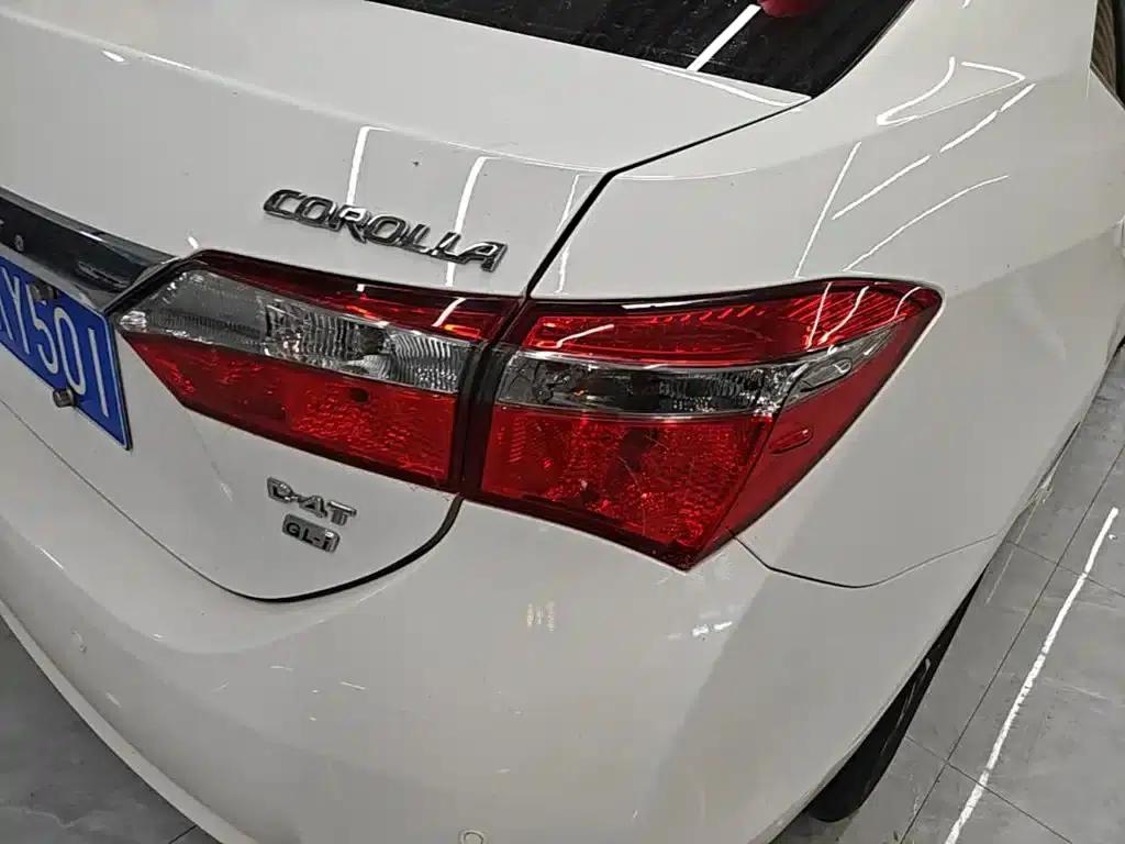 2017 Corolla Facelift 1.2T S-CVT GL-i — миниатюра 8