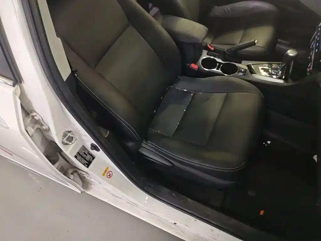 2017 Corolla Facelift 1.2T S-CVT GL-i — миниатюра 25