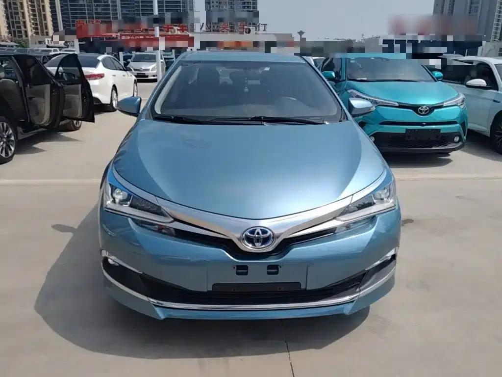 2017 Toyota Corolla Hybrid 1.8L E-CVT Leading Edition (Facelift) — миниатюра 3