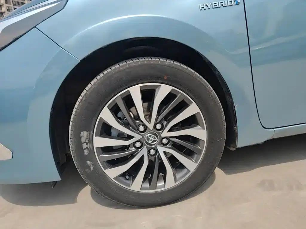 2017 Toyota Corolla Hybrid 1.8L E-CVT Leading Edition (Facelift) — миниатюра 23