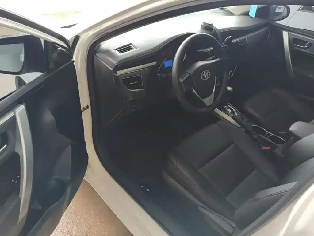 2014 Corolla 1.6L CVT GL — миниатюра 16