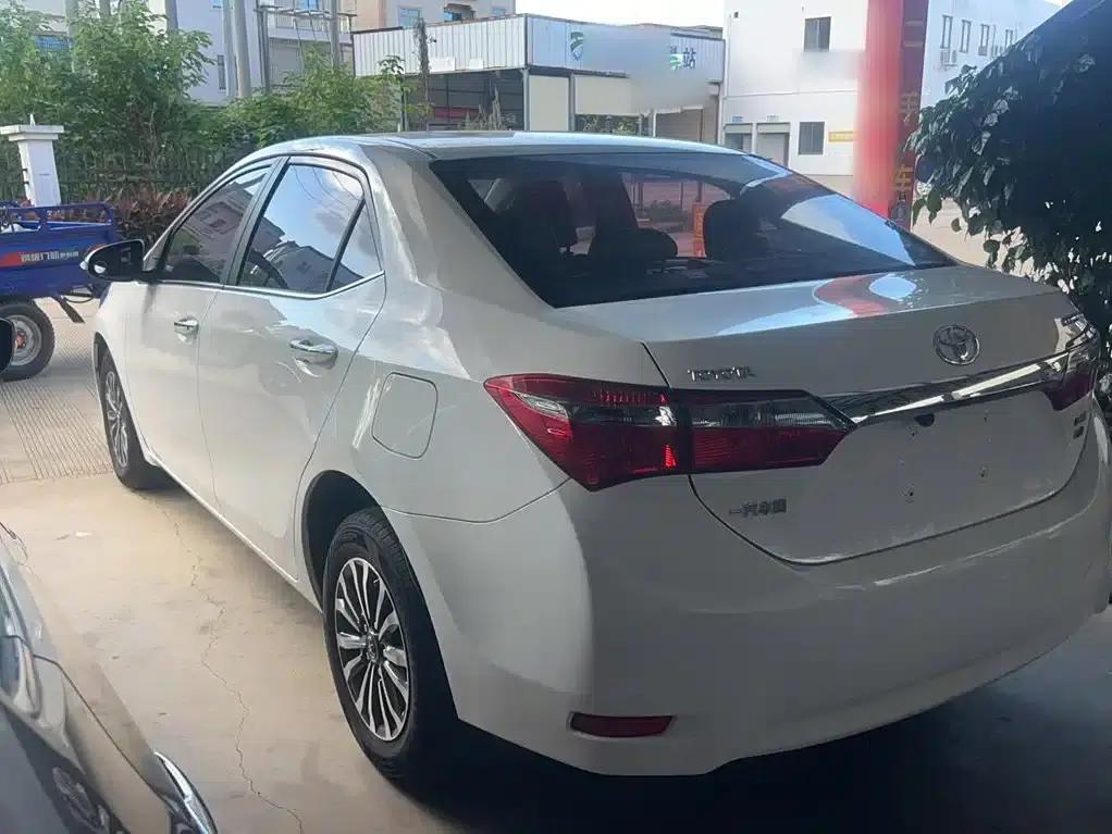 2018 Toyota Corolla 1.2T S-CVT GL Smart Edition — миниатюра 11