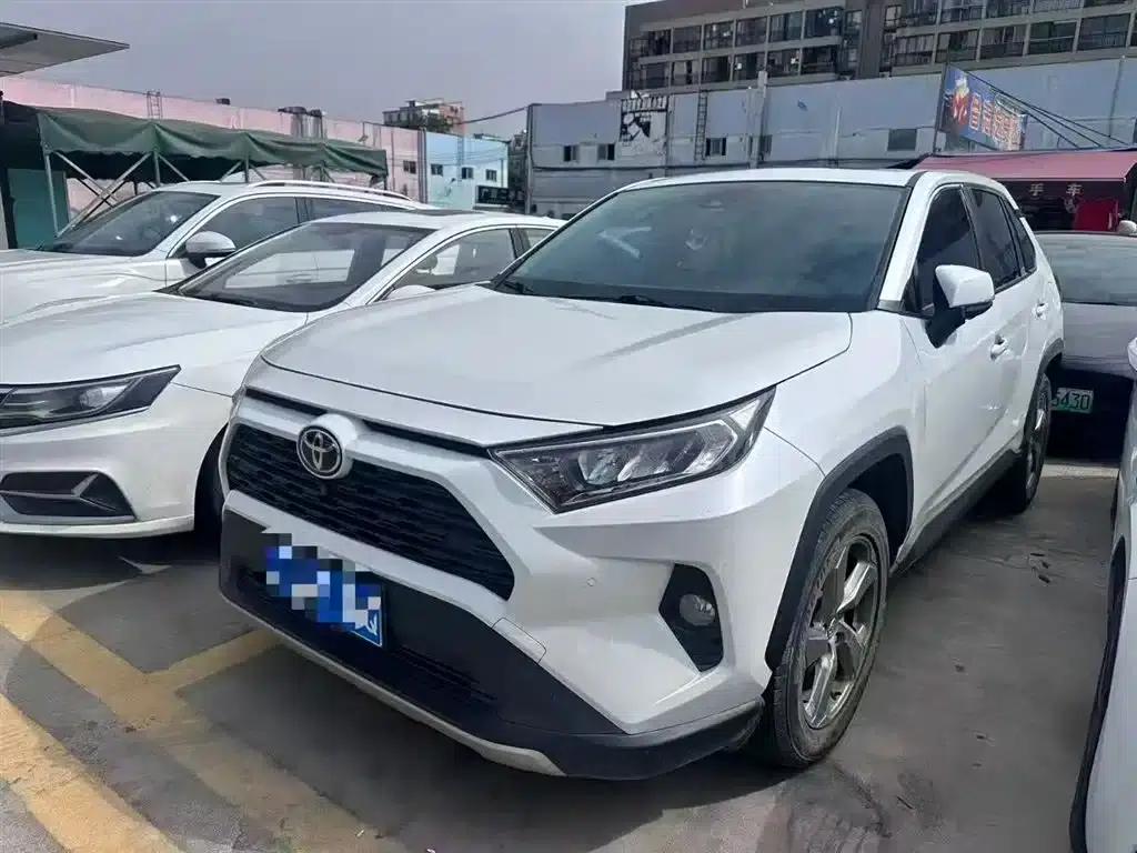 2022 Toyota RAV4 2.0L CVT 2WD Fashion Edition — миниатюра 5