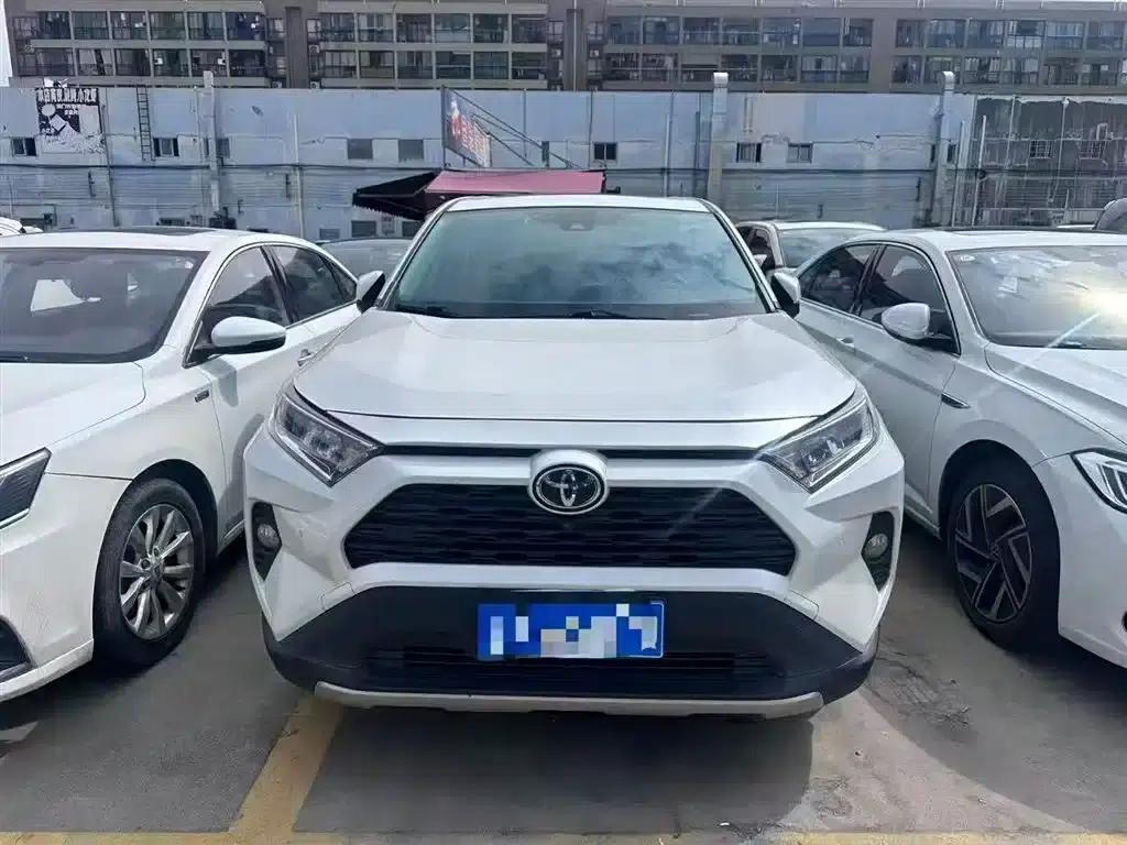 2022 Toyota RAV4 2.0L CVT 2WD Fashion Edition — миниатюра 6