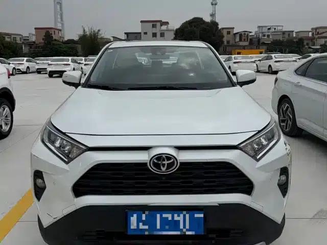 2022 Toyota RAV4 2.0L CVT 2WD Fashion Edition