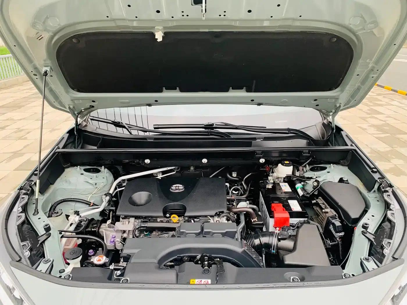 RAV4 2021 2.0L CVT 2WD Fashion Edition — миниатюра 15