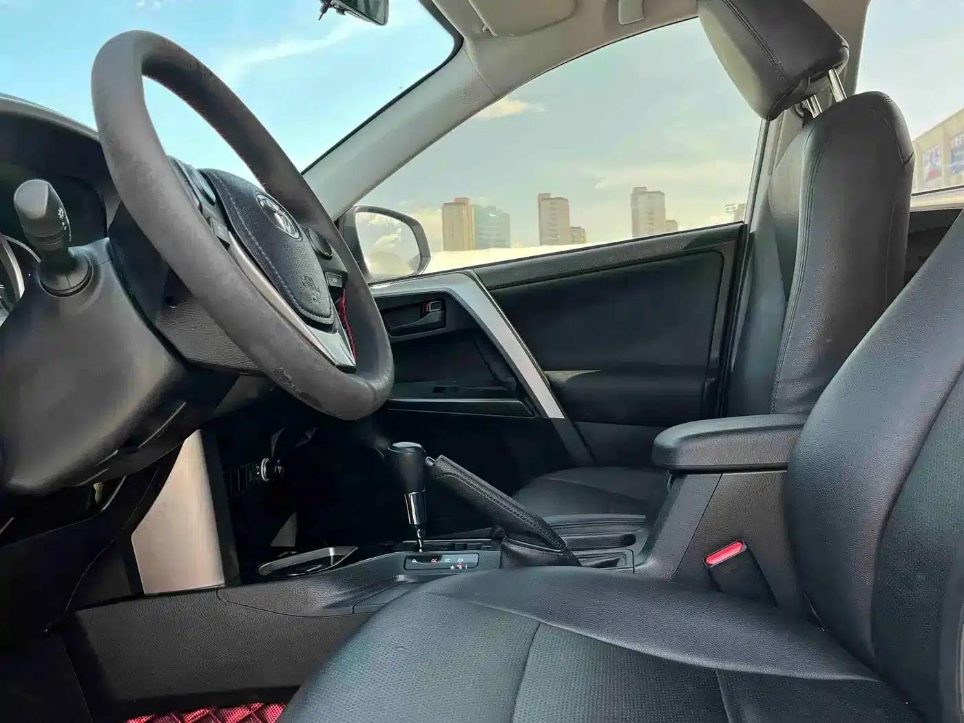 2016 Toyota RAV4 2.0L CVT 2WD Urban Edition (National V Emission Standard) — миниатюра 4